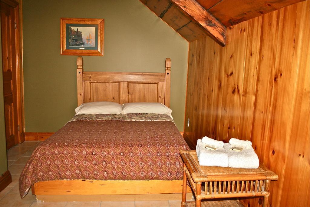Отель Manoir Ramezay Marieville Номер фото