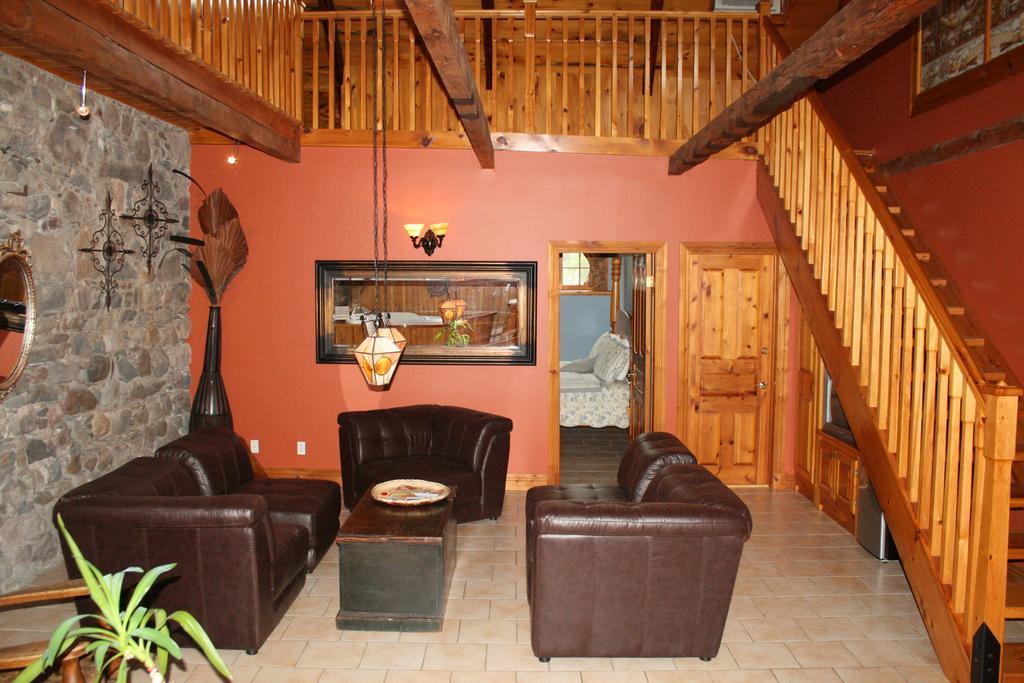 Отель Manoir Ramezay Marieville Номер фото